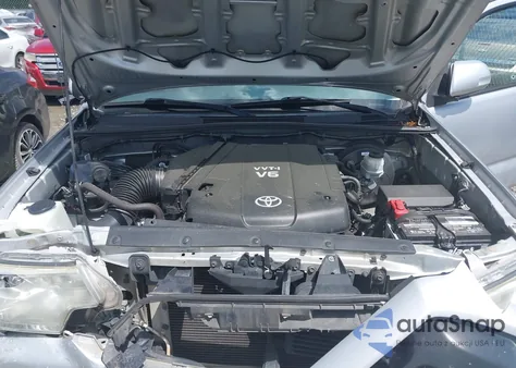 2013 Toyota Tacoma Base V6 из США, поврежденный, VIN 3TMLU4EN9DM123523